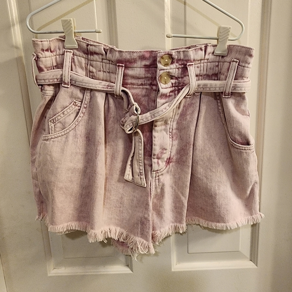 We the free distressed denim cut off shorts MED pink 100%cotton